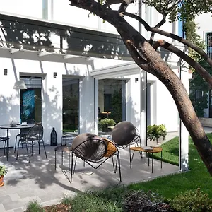 Conti Bed & Breakfast Milan